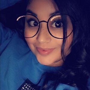 Meet your Posher, Janet